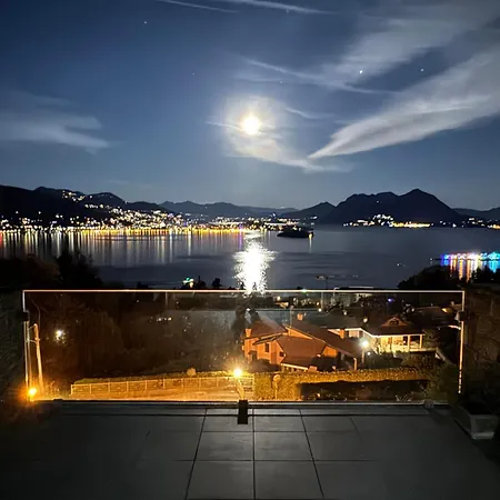 Appartement Lakeside Harmonies - Chic With Pool And Panoramic View *