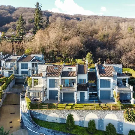 Lakeside Harmonies - Chic With Pool And Panoramic View Apartment