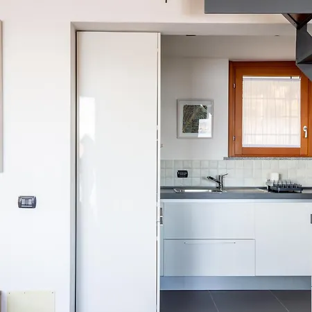 Lakeside Harmonies - Chic With Pool And Panoramic View Appartement Baveno